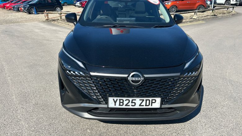 Nissan Qashqai 1.3 DiG-T MH N-Connecta 5dr Petrol Hatchback
